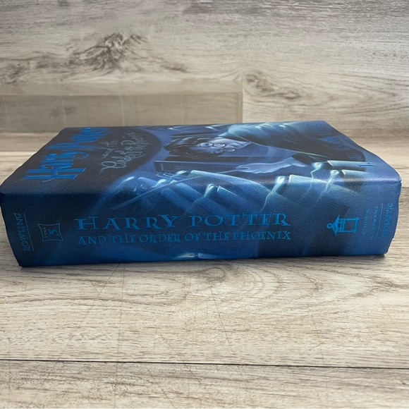 1st Edition 2003 HARRY POTTER And The Order of the Phoenix HC/DJ Book (TS) - Picture 11 of 11